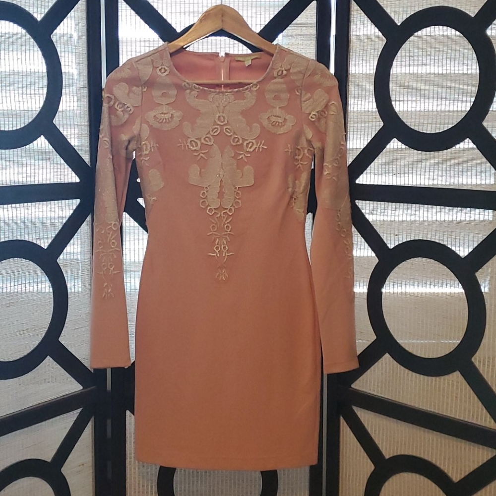 Gianni Bini "Reese" dress in blush